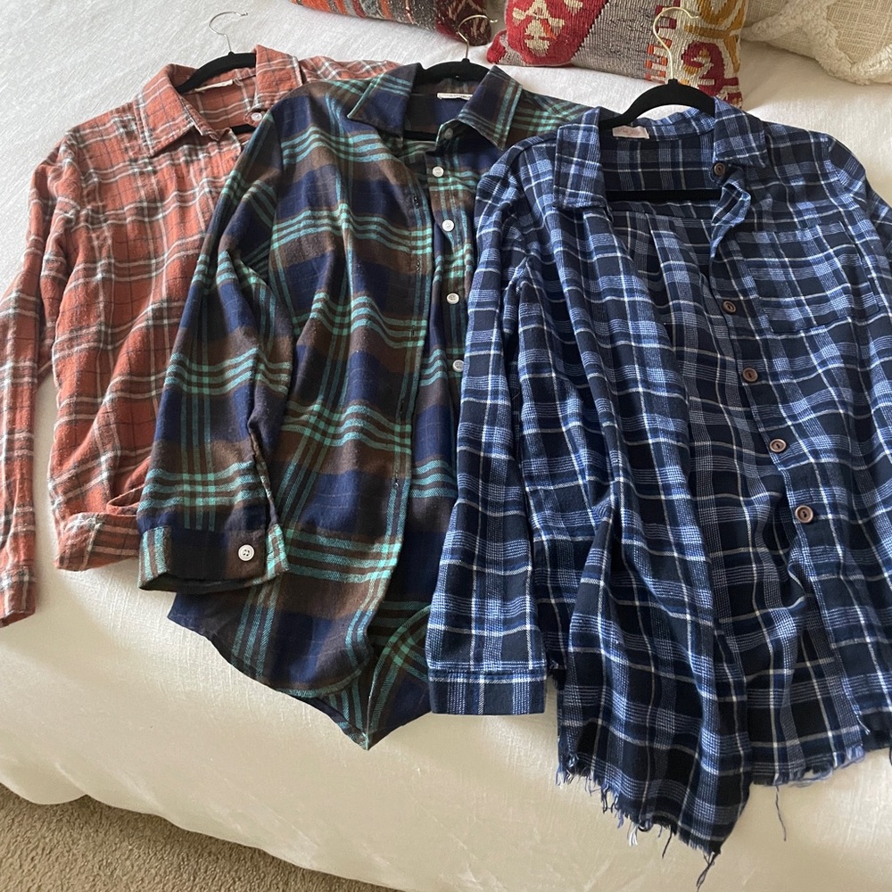 Bundle of 3 plaid shirts